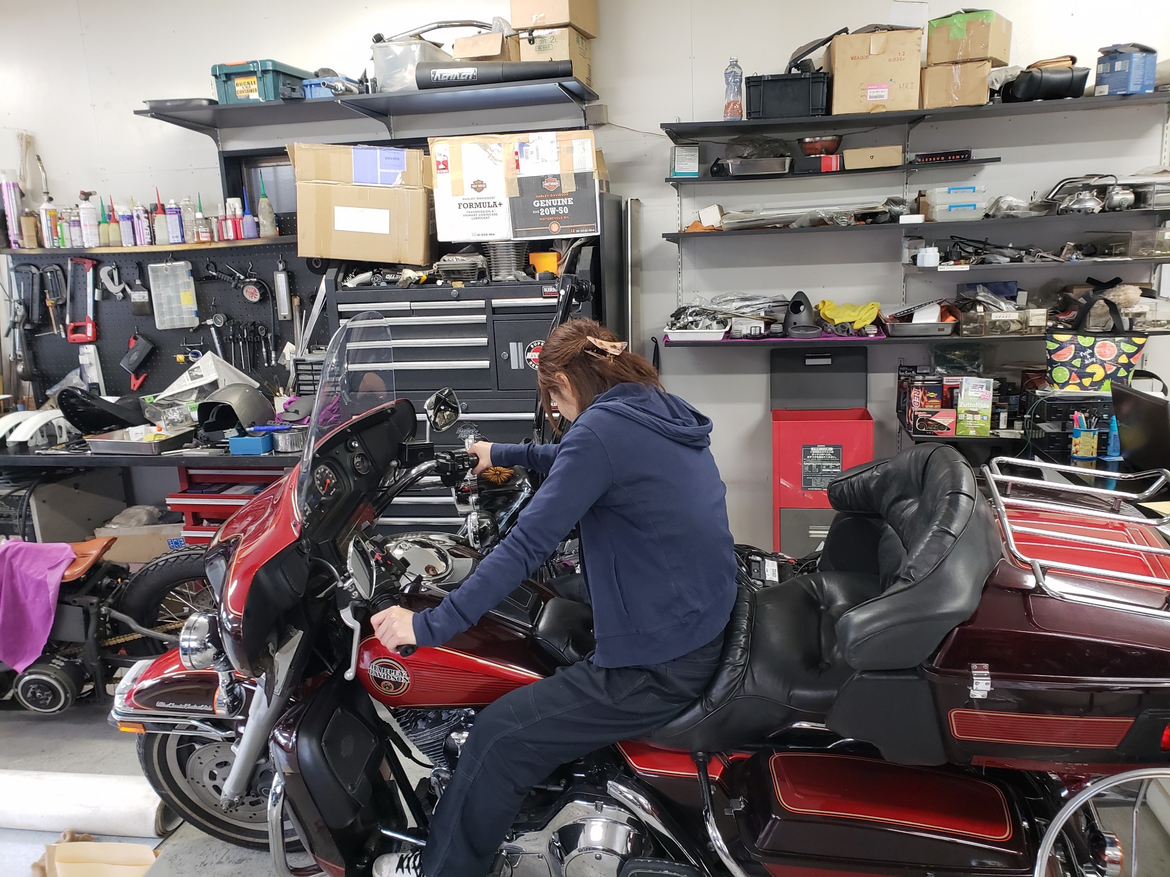 千葉県旧車オートバイ専門店スタッフ